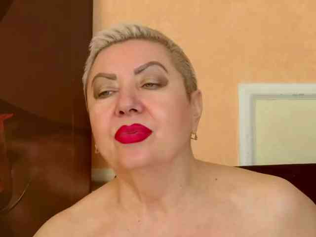 PoshLadyx bongacams live cam model