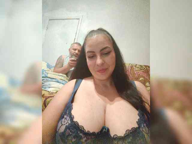 kissmabont bongacams live cam model
