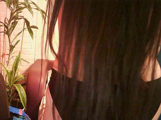 FreDiamond bongacams live cam model