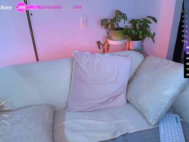 SallyeLeins bongacams live cam model