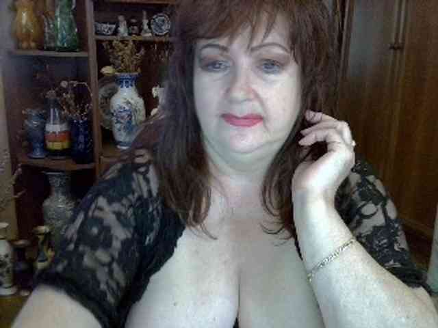 ElenaZed bongacams live cam model