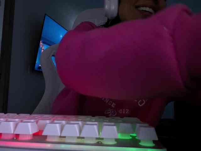 juanita-fox bongacams live cam model
