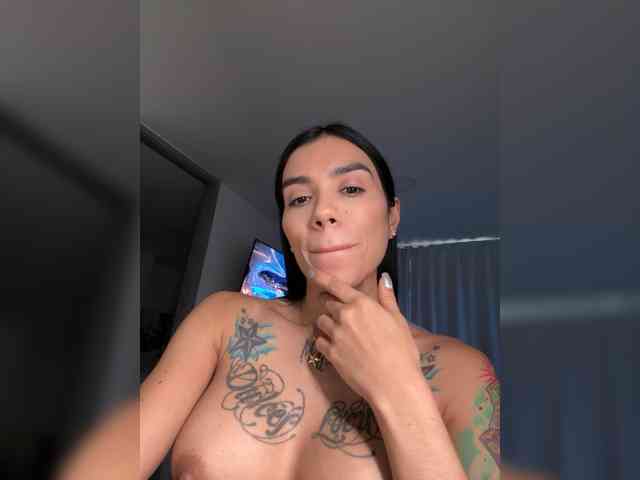 juanita-fox bongacams live cam model
