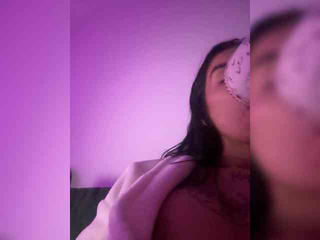 juanita-fox bongacams live cam model