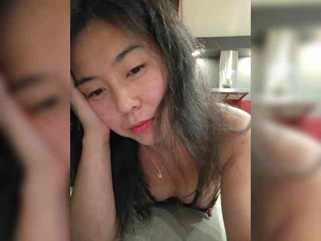dasha922 bongacams live cam model