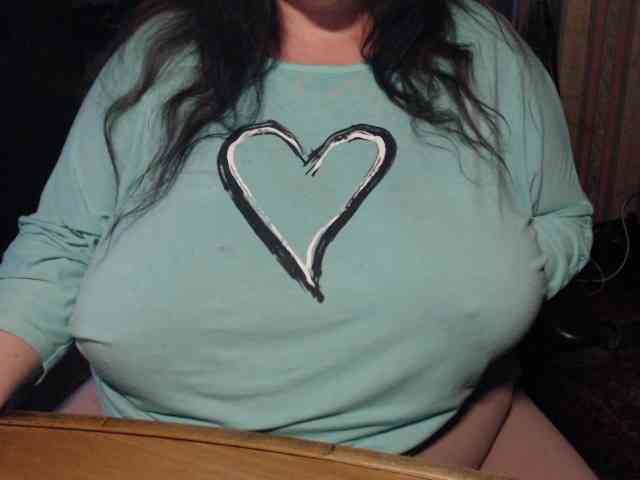 tanyvel34 bongacams live cam model