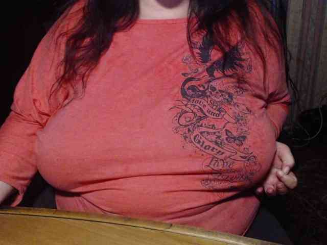 tanyvel34 bongacams live cam model