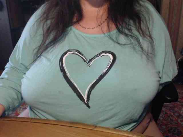 tanyvel34 bongacams live cam model