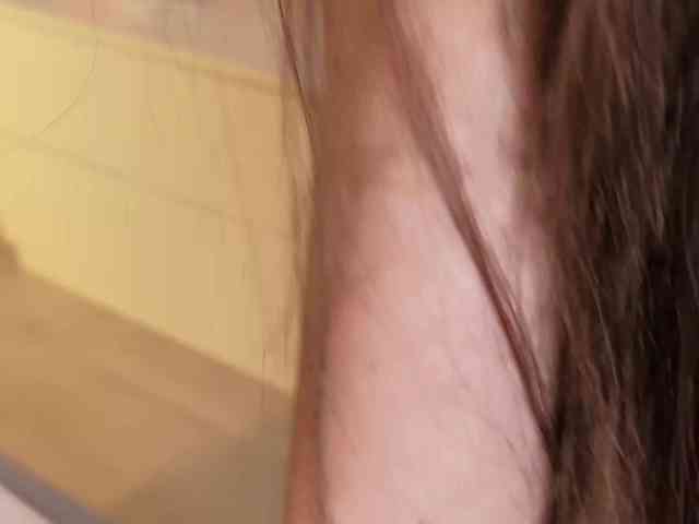Icehotangel bongacams live cam model