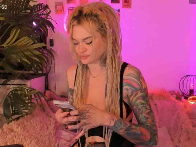 virtual-lady bongacams live cam model