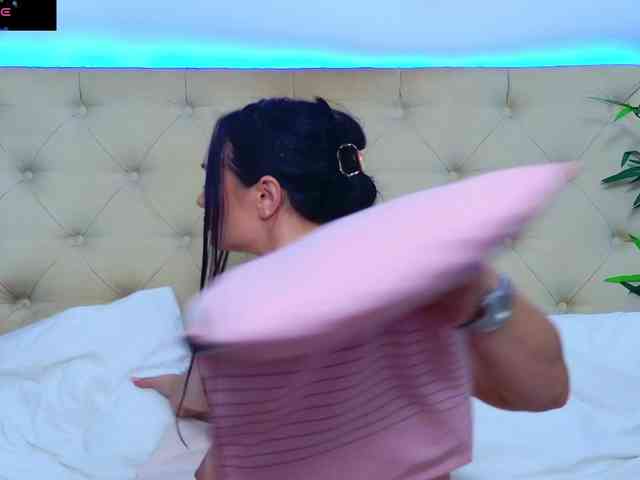 DaliyaArabian bongacams live cam model