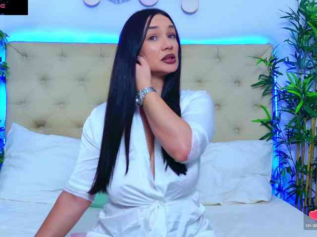 DaliyaArabian bongacams live cam model