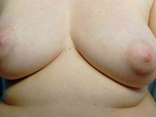 Yanikkka bongacams live cam model