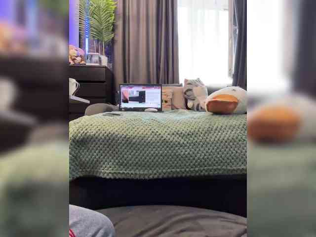 Vero19nika bongacams live cam model