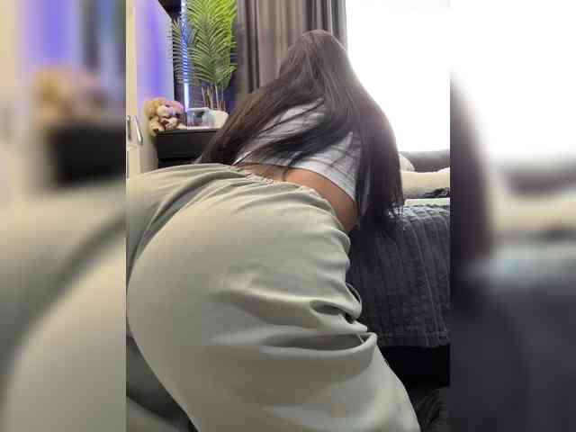 Vero19nika bongacams live cam model