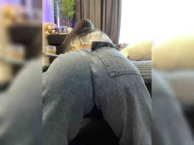Vero19nika bongacams live cam model