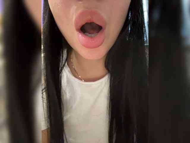 Vero19nika bongacams live cam model