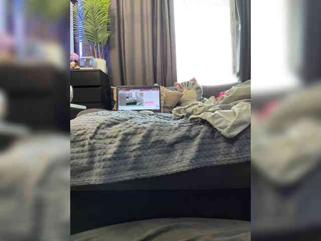 Vero19nika bongacams live cam model