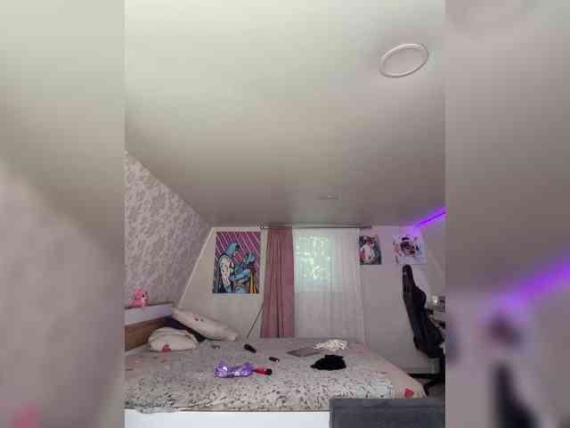 -MaybeBaby- bongacams live cam model