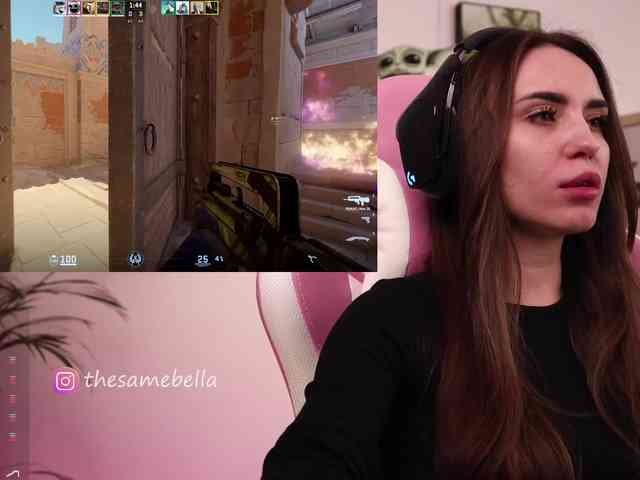 IzabellaOne bongacams live cam model