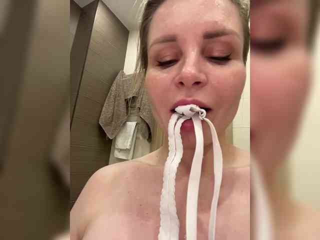 -x777x- bongacams live cam model