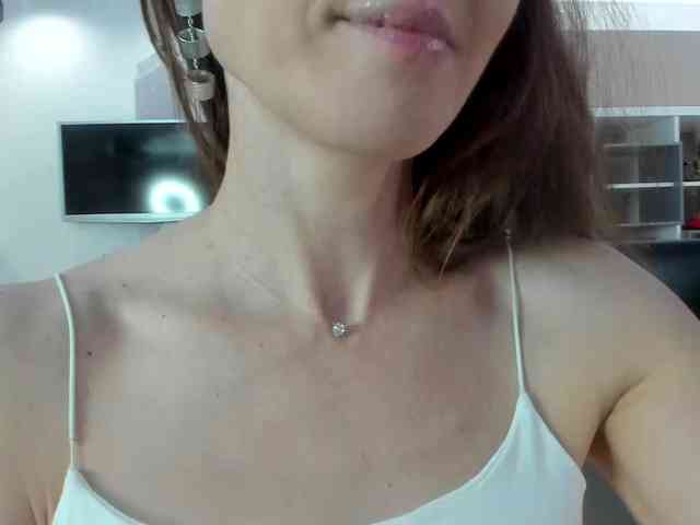 firstMaja bongacams live cam model
