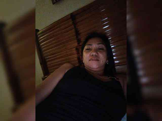 jennahshampoo bongacams live cam model