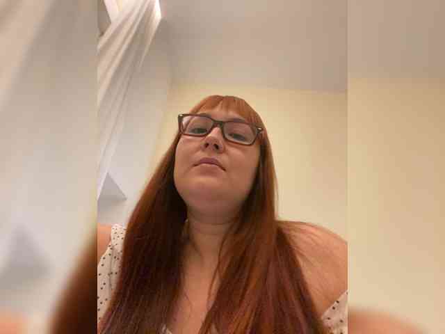 Fox-Lisa bongacams live cam model