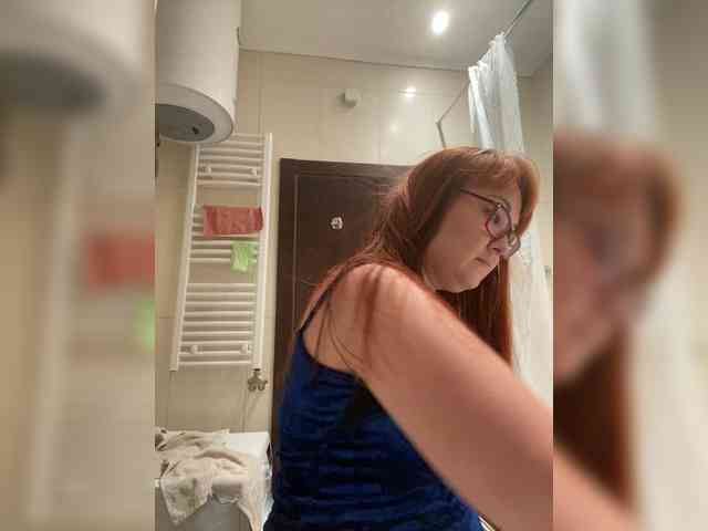 Fox-Lisa bongacams live cam model