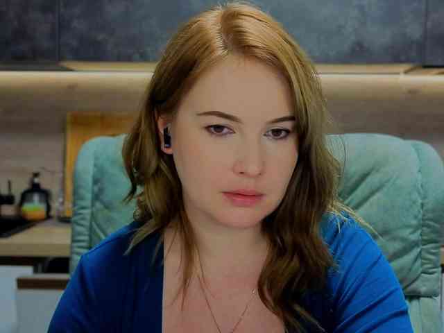 Katniss-K bongacams live cam model
