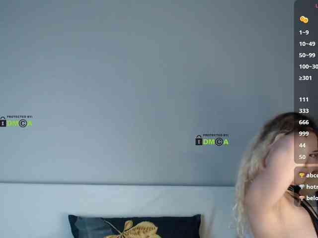 Princess-Dia bongacams live cam model