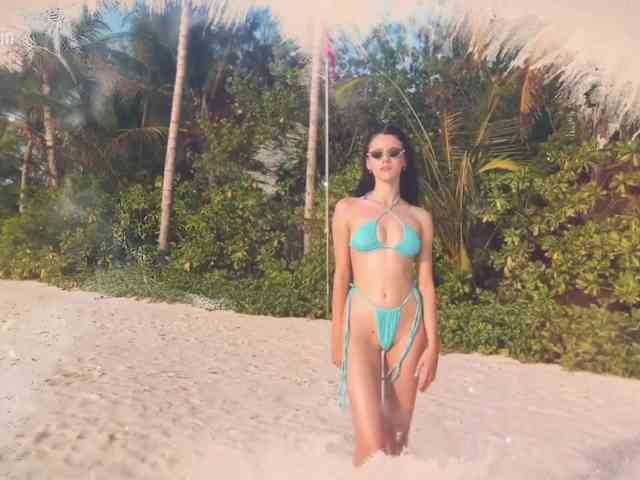 Taanni bongacams live cam model