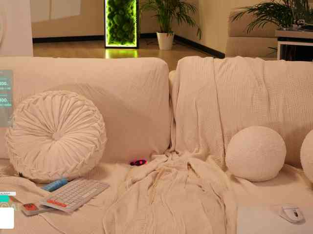 Taanni bongacams live cam model