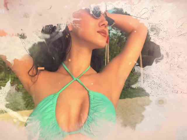 Taanni bongacams live cam model