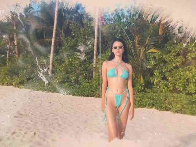 Taanni bongacams live cam model