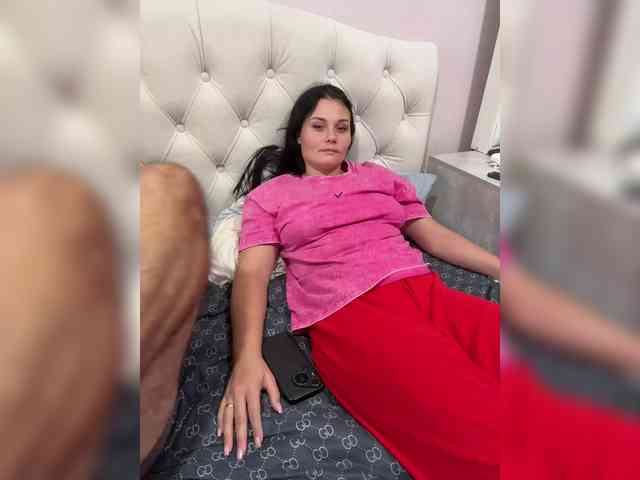 Paratrax bongacams live cam model