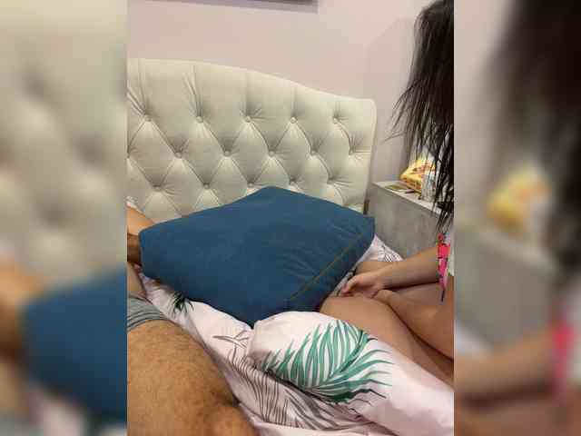 Paratrax bongacams live cam model