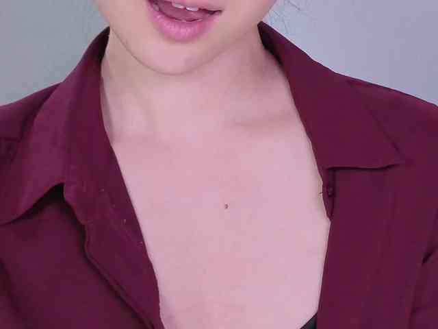 MySweetSofie bongacams live cam model