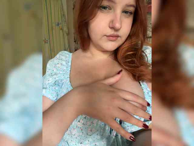 Denichka14 bongacams live cam model