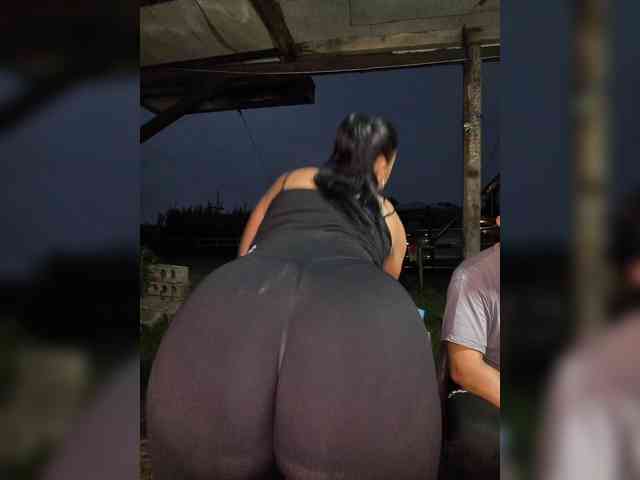 seksiIrena bongacams live cam model