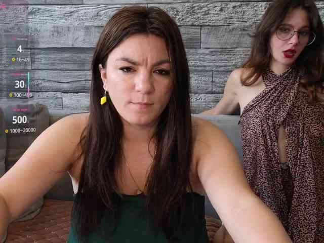 sosgirl1994 bongacams live cam model
