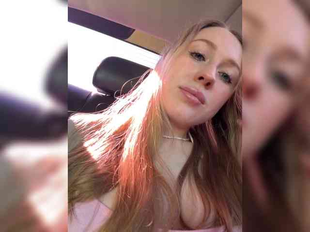 Likachkaa bongacams live cam model