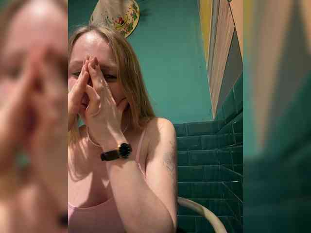 Likachkaa bongacams live cam model