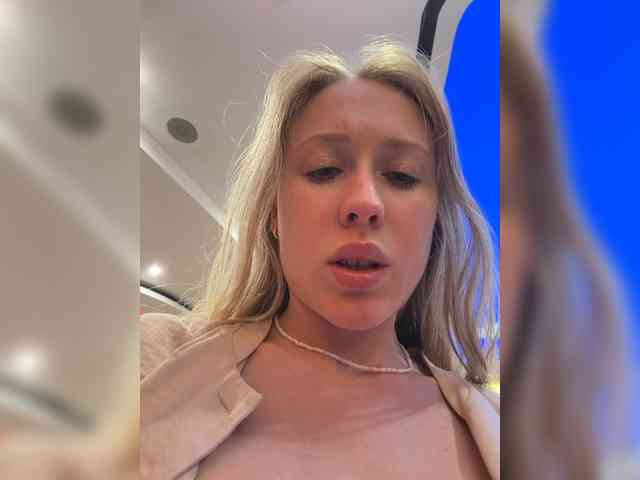 Likachkaa bongacams live cam model