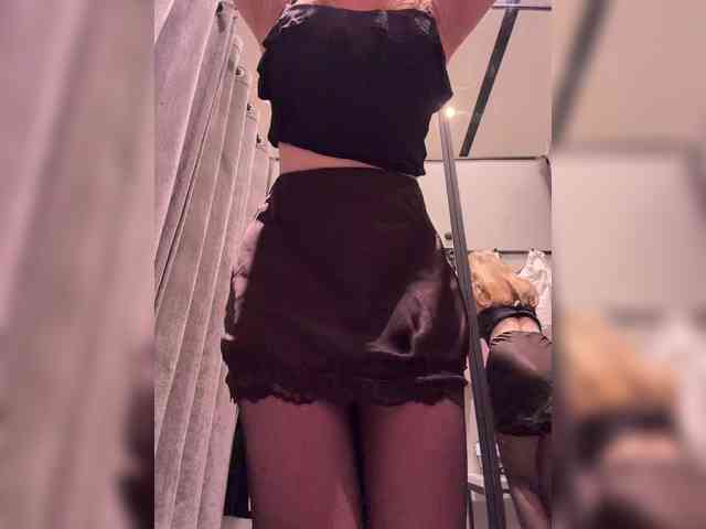 Likachkaa bongacams live cam model