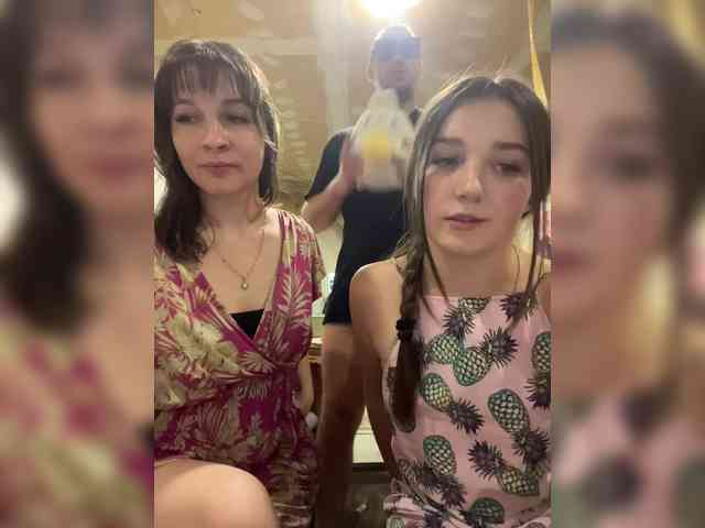 Masya1996 bongacams live cam model