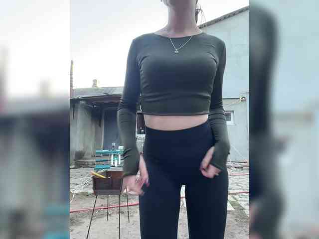 Masya1996 bongacams live cam model