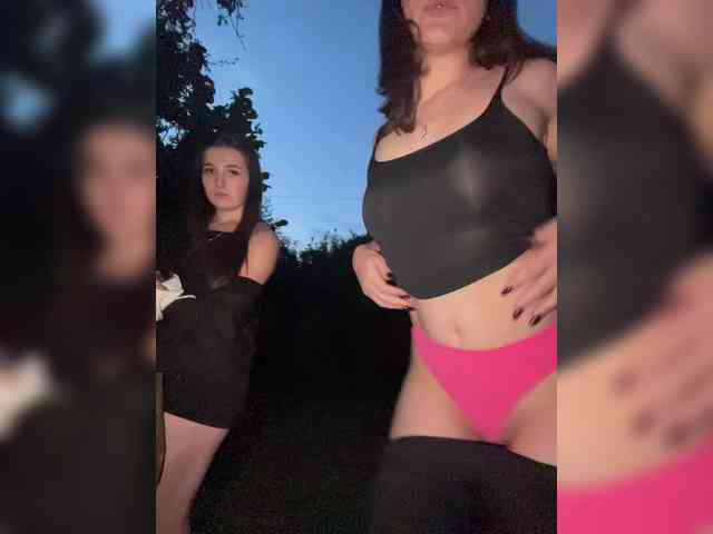 Masya1996 bongacams live cam model