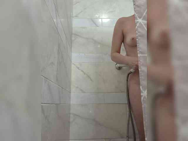 MashaWoW bongacams live cam model
