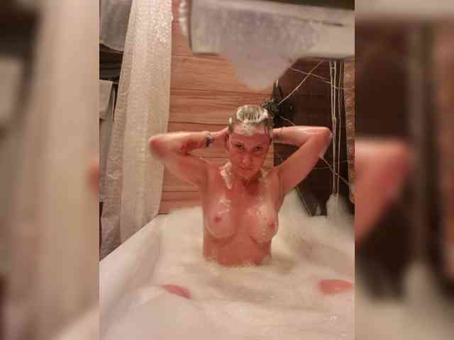 kykyshe4ka bongacams live cam model
